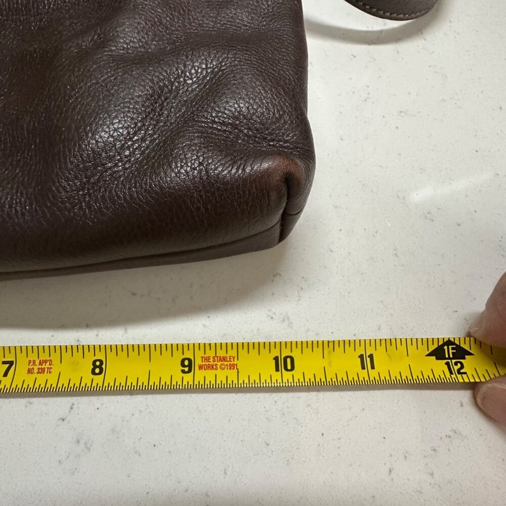 Fossil Brown Leather Crossbody Bag With Front Zip Pocket & Adjustable Strap - Picture 8 of 12